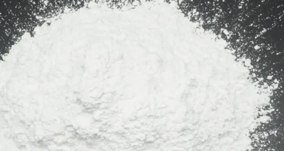 Difference between White Fused Alumina and Calcined Alumina Powder