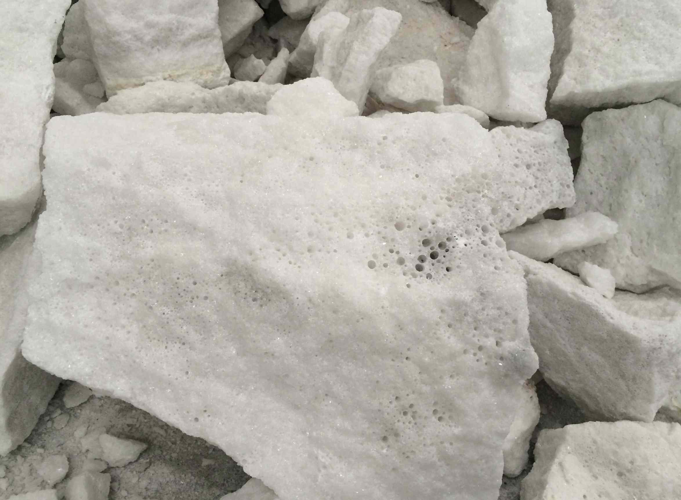 Advantages of our White Fused Alumina(WA)